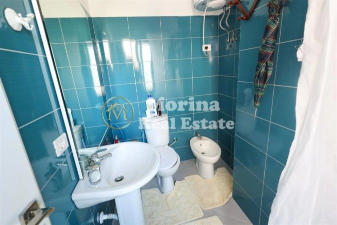 Tirane, jepet me qera apartament 1+1 Kati 4, 60 m² 300 € (Fresku)