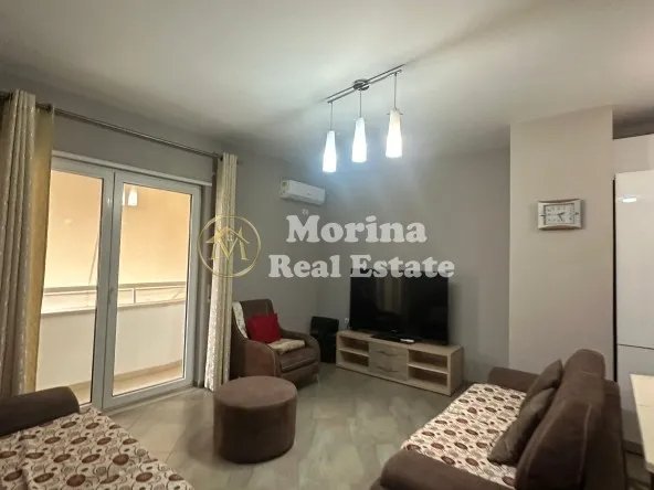 Tirane, jepet me qera apartament 1+1 Kati 3, 70 m² 500 € (Pazari Ri)