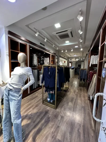 OKAZION Shitet Biznesi ne Bllok