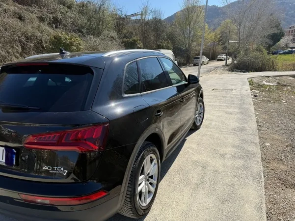 Shqiperi, shitet SUV | Fuoristrad | Xhip AUDI Q5 TDI Quattro Nafte, e zeze automatik Klima 93.000 km 29.900 €
