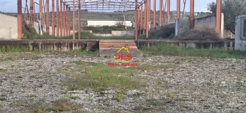 Vlore, jepet me qera magazine Kati 0, 4.500 m² 1.500 € (Panaja, Vlorë)