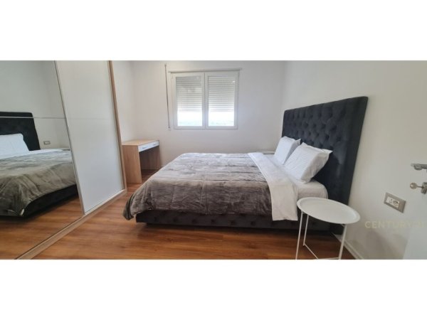 Tirane, jepet me qera Vile 1+1 Kati 3, 60 m² 450 € (Rruga e elbasanit)
