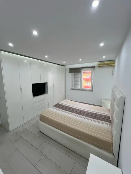 Tirane, shitet apartament 2+1 Kati 3, 83 m² 158.000 € (Rruga e Kavajes)