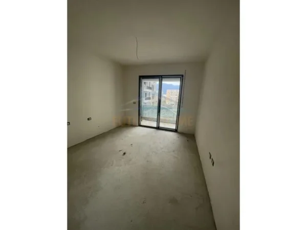 Shitet, Apartament 2+1+2, Kompleksi Parallel Living, Don Bosko, Tirane