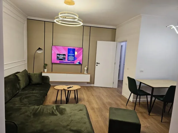 Tirane, jepet me qera apartament 1+1+Ballkon Kati 1, 55 m² 600 € (Ne Rrugen e Kavajes ( 21 Dhjetori ) mbrapa Poliklinikes Zoja e Keshillit te mire.)