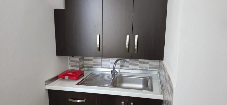 Pogradec, jap me qera garsonier Kati 2, 25 m2  25 euro  (Harmonia)