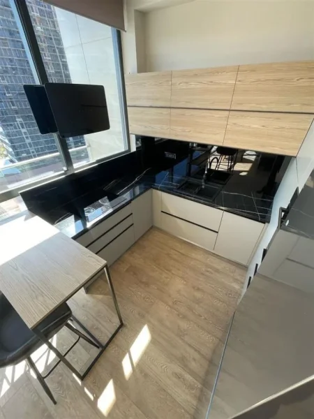 Tirane, jepet me qera apartament 2+1+Ballkon Kati 3, 100 m² 1.200 € (Rruga e Kavajes)