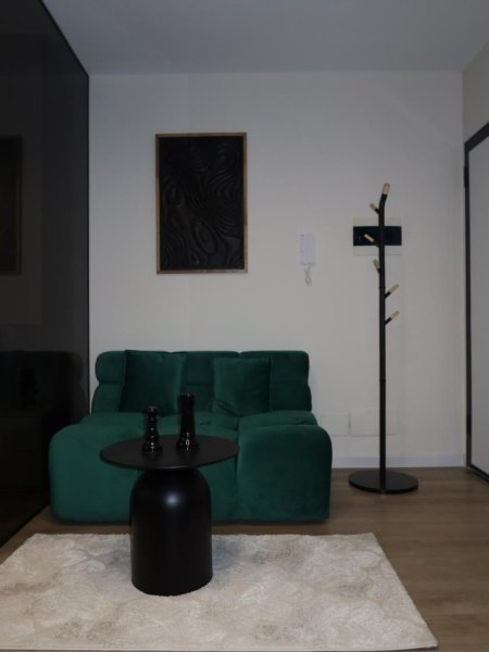Tirane, jepet me qera apartament 1+1 Kati 2, 58 m² 650 € (Selit)
