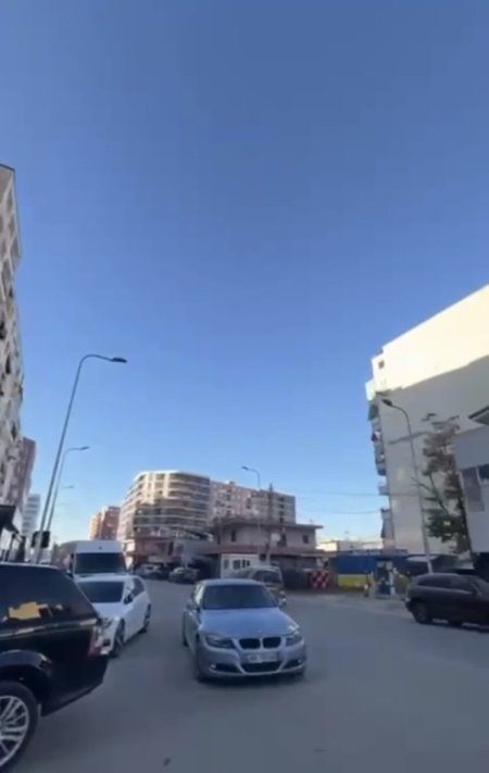 Tirane, shitet Kati 8, 80 m² 12.500.000 € (Sokrat Miho pran Vila L)