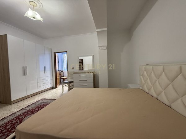 Tirane, jepet me qera apartament 2+1 Kati 2, 103 m² 550 € (Rruga e durresit)