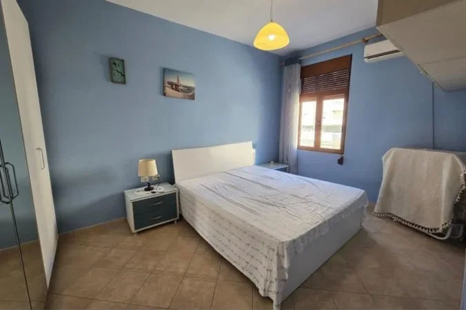 Vlore, shitet apartament 1+1 Kati 4, 60 m² 75.000 € (Skela)