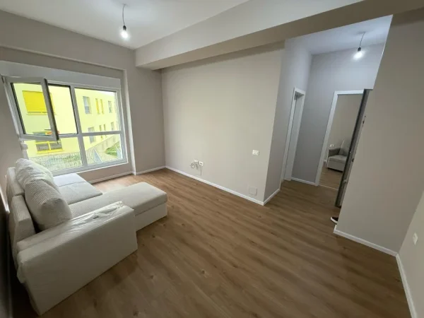 Tirane, shitet apartament 1+1+Ballkon Kati 3, 53 m² 95.000 € 