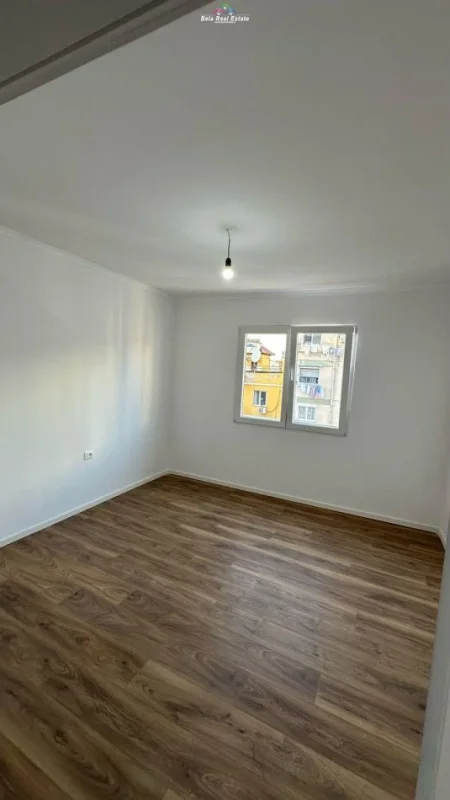 Tirane, shes apartament 2+1 Kati 4, 78 m² 148.000 € (rruga e kavajes)