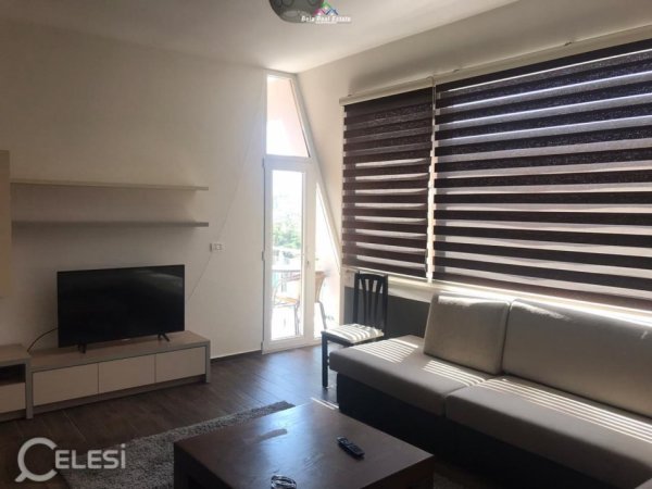 Tirane, jepet me qera apartament 2+1 Kati 6, 107 m² 700 € (vasil shanto)