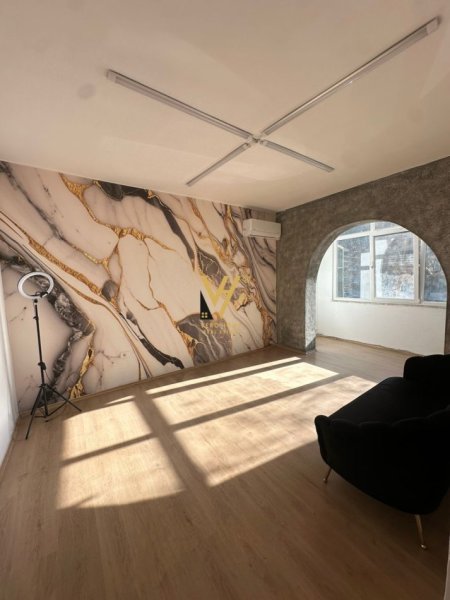 Tirane, shitet ambjent biznesi Kati 1, 65 m² 10.000 Euro (RRUGA E KAVAJES)