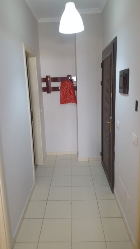 Tirane, jepet me qera apartament 1+1+Ballkon Kati 4, 70 m² 400 € (Astir)