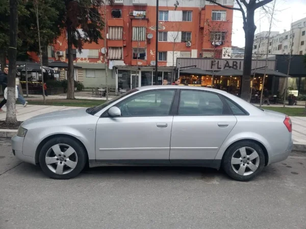 Durres, shes makine Audi A4 Nafte ❌SHITUR❌