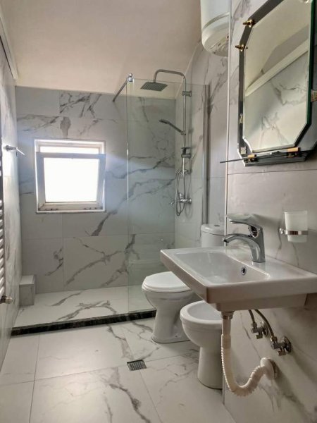 Tirane, jepet me qera apartament duplex 3+1 Kati 3, 90 m² 1.500 Euro (Sami Frasheri)
