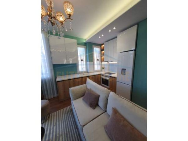 Tirane, jepet me qera apartament 1+1+BLK Kati 2, 56 m² 600 Euro (rruga e elbasanit)
