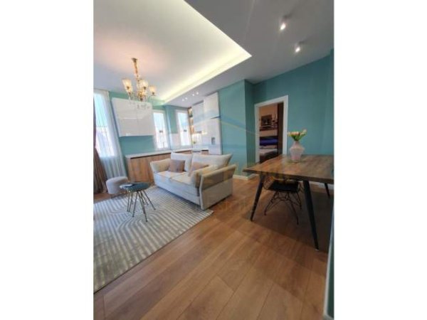 Tirane, jepet me qera apartament 1+1+BLK Kati 2, 56 m² 600 Euro (rruga e elbasanit)