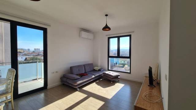 Tirane, jepet me qera apartament 3+1+A+BLK Kati 2, 119 m² 480 Euro (Shqiponja Bov Oil)