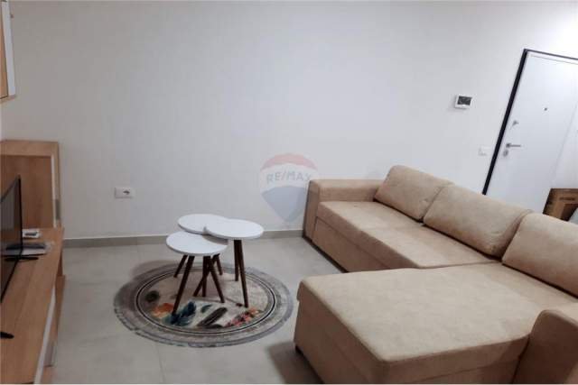 Tirane, jepet me qera apartament Kati 4, 55 m² 500 Euro (21 dhjetori)