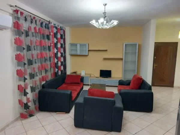 Tirane, Jepet me Qera Apartament 2+1+BLK Kati 2, 105 m² 600 Euro (Vaso Pasha)