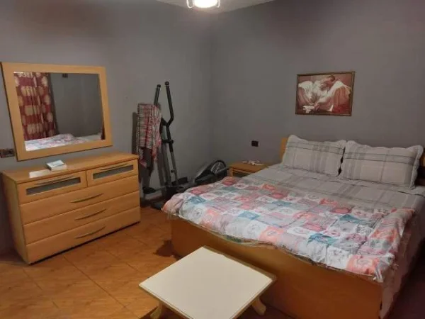 Tirane, Jepet me Qera Apartament 2+1+BLK Kati 2, 105 m² 600 Euro (Vaso Pasha)