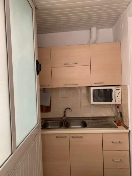 Tirane, jepet me qera apartament 1+1+BLK Kati 5, 65 m² 350 Euro (Myslym Shyr)