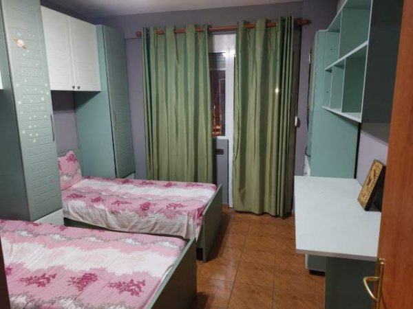 Tirane, Jepet me Qera Apartament 2+1+BLK Kati 2, 105 m² 600 Euro (Vaso Pasha)