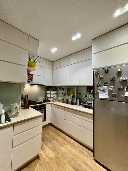 Tirane, shitet apartament duplex 2+1+BLK Kati 8, 270.000 Euro (Siri Kodra)