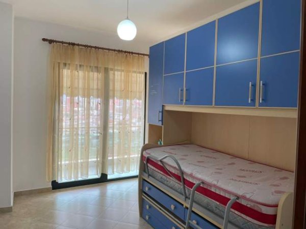 Tirane, jepet me qera apartament 2+1+BLK Kati 7, 103 m² 300 Euro (Misto Mame)
