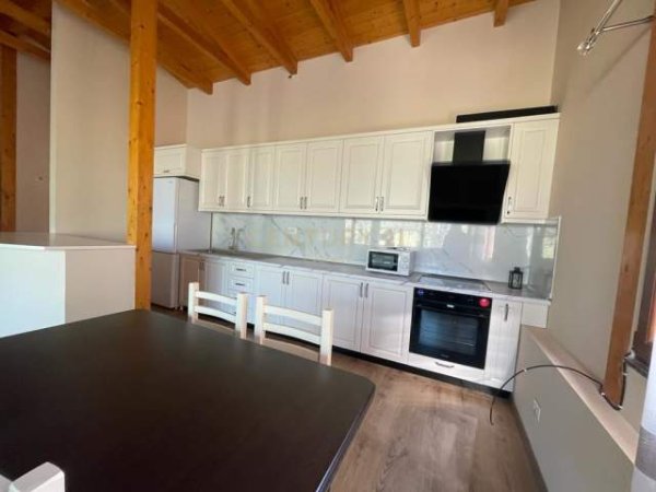 Tirane, jepet me qera apartament 2+1 Kati 4, 600 Euro (kafe roma)