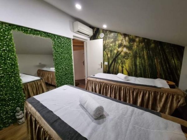 Tirane, shitet ambjent biznesi Kati 1, 170 m² 90.000 Euro (Sheshi Wilson)