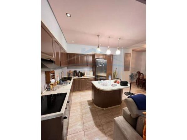 Tirane, jepet me qera 2+1+BLK Kati 5, 104 m² 350 Euro