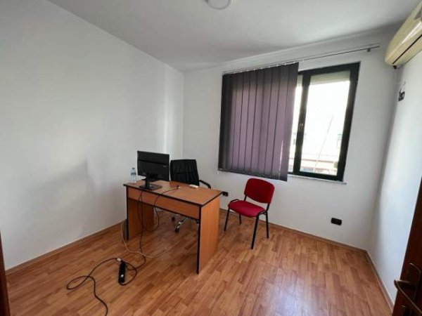 Tirane, shes apartament duplex 2+1 Kati 12, 115 m² 155.000 Euro (ish ekspozita)