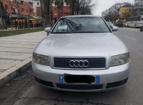 Durres, shes makine Audi A4 Nafte ❌SHITUR❌