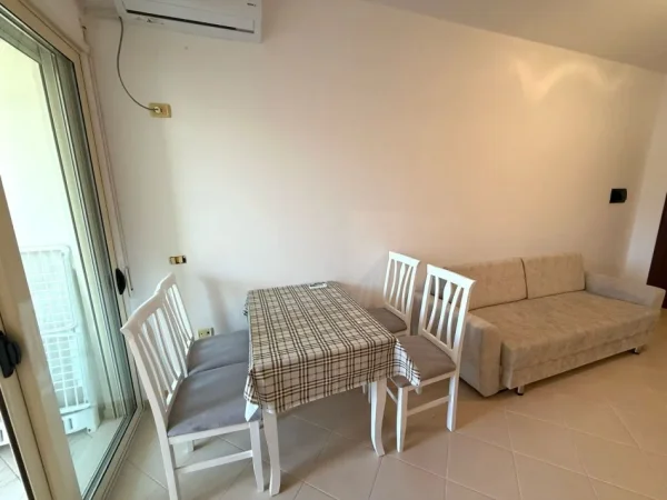 Radhime - Orikum, shitet apartament 1+1+Ballkon Kati 4, 53 m² 68.000 € (Orikum)