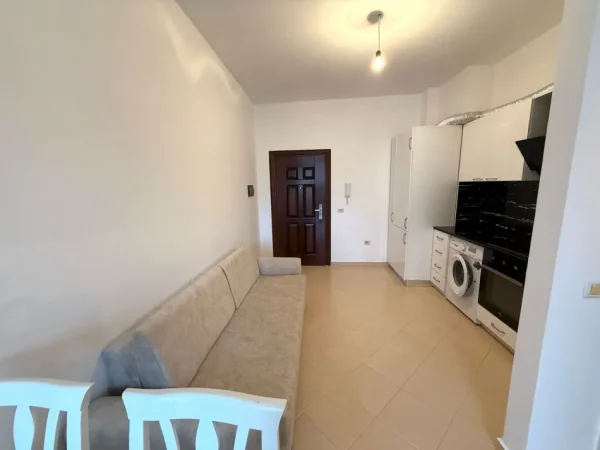 Radhime - Orikum, shitet apartament 1+1+Ballkon Kati 4, 53 m² 68.000 € (Orikum)