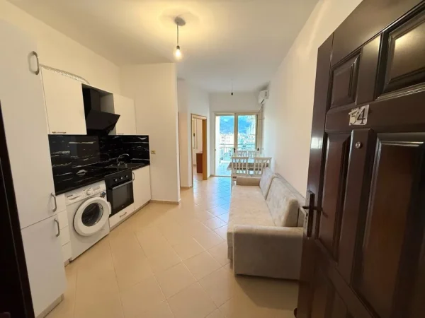 Radhime - Orikum, shitet apartament 1+1+Ballkon Kati 4, 53 m² 68.000 € (Orikum)