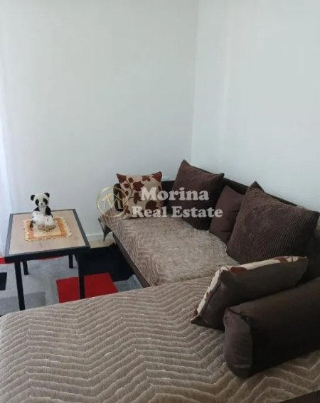 Tirane, jepet me qera apartament 1+1 Kati 2, 65 m² 550 € (Ali Demi)