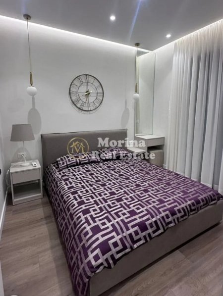 Tirane, jepet me qera apartament 1+1 Kati 8, 65 m² 650 € (Stacioni i Trenit)