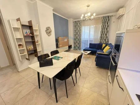 Tirane, jepet me qera apartament 2+1 Kati 5, 92 m² (unaza e re)