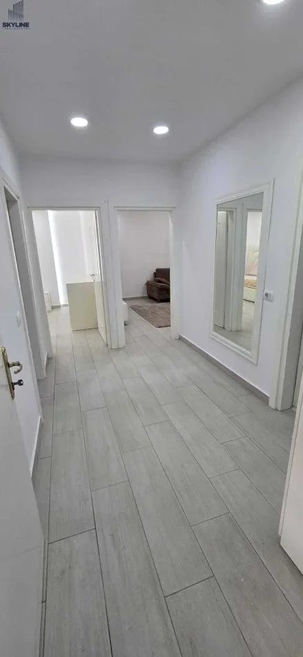 Tirane, shitet apartament 2+1 Kati 3, 83 m² 158.000 € (Rruga Kavajes)