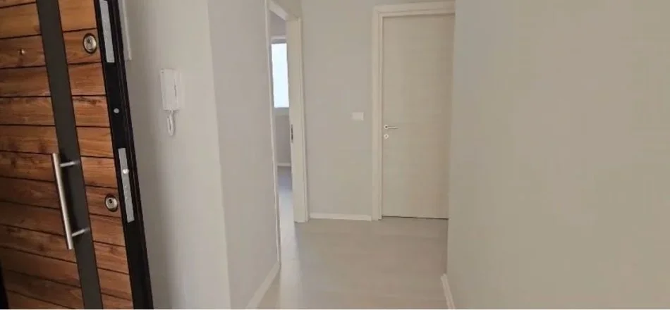 Tirane, jepet me qera apartament 2+1 Kati 5, 104 m² 625 € (Astir)