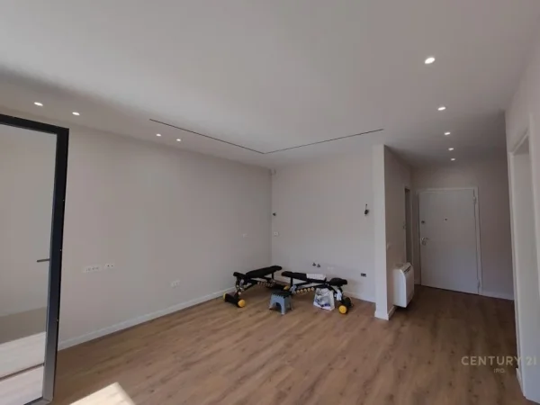 Tirane, shitet apartament 2+1+2+ post parkimi, Kati 2, 95 m² 240.000 € (Kodra e Diellit)