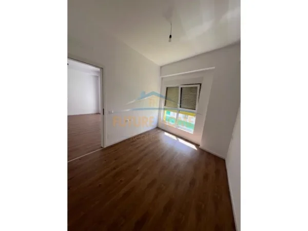 Shitet, Apartament 1+1, Ali Demi