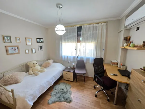 Tirane, shitet apartament 2+1 Kati 2, 93 m² 159.000 € (Apartament)