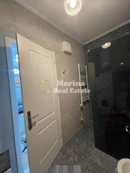 Tirane, jepet me qera apartament 1+1 Kati 4, 60 m² 450 € (Brryli)