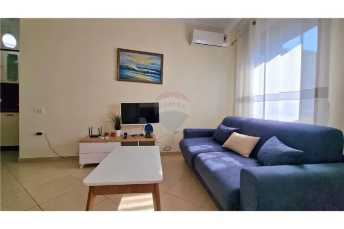 Vlore, shitet apartament 1+1+Ballkon Kati 3, 52 m² 120.000 € (Uji i Ftohte)